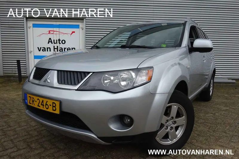 Mitsubishi Outlander (2009)