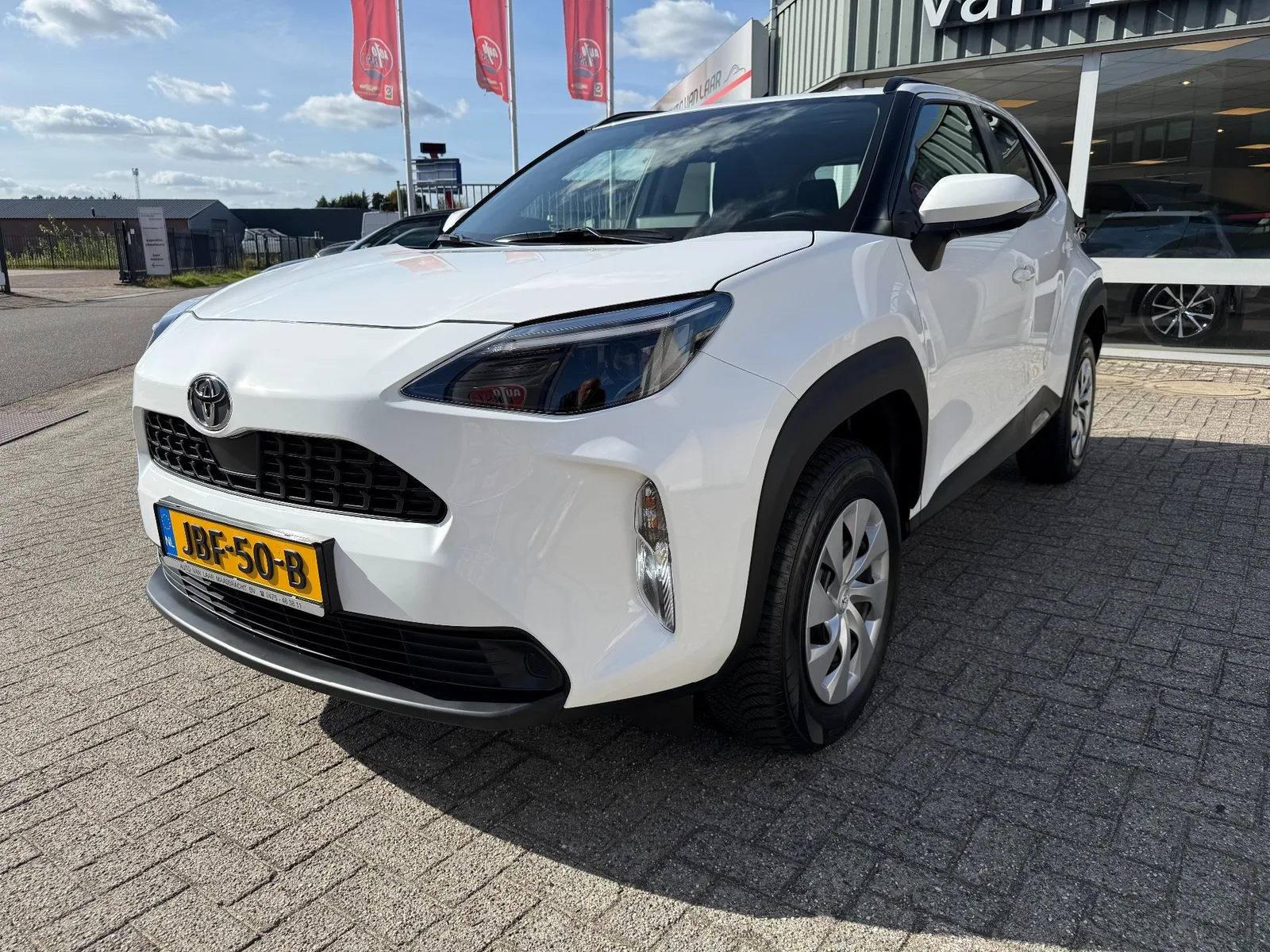 Toyota Yaris Cross (2024) — foto 1