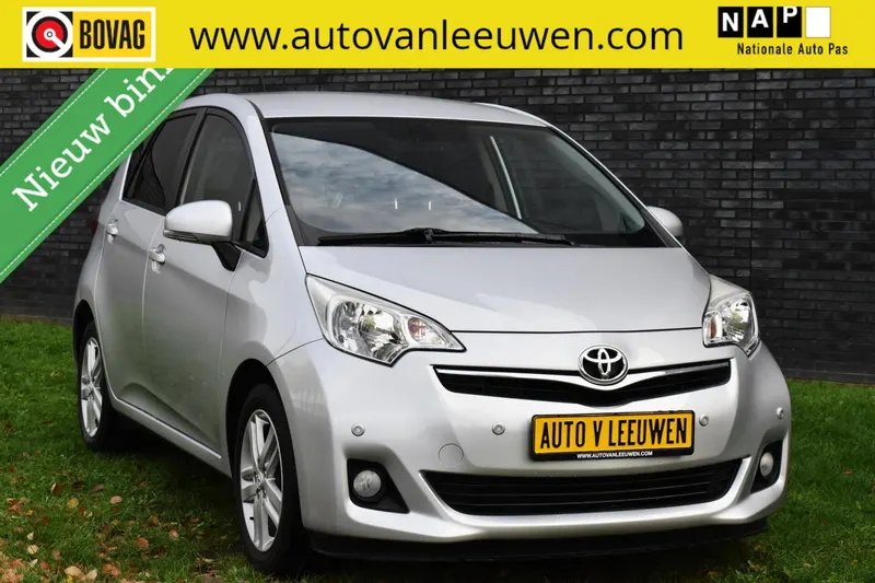 Toyota Verso (2012)