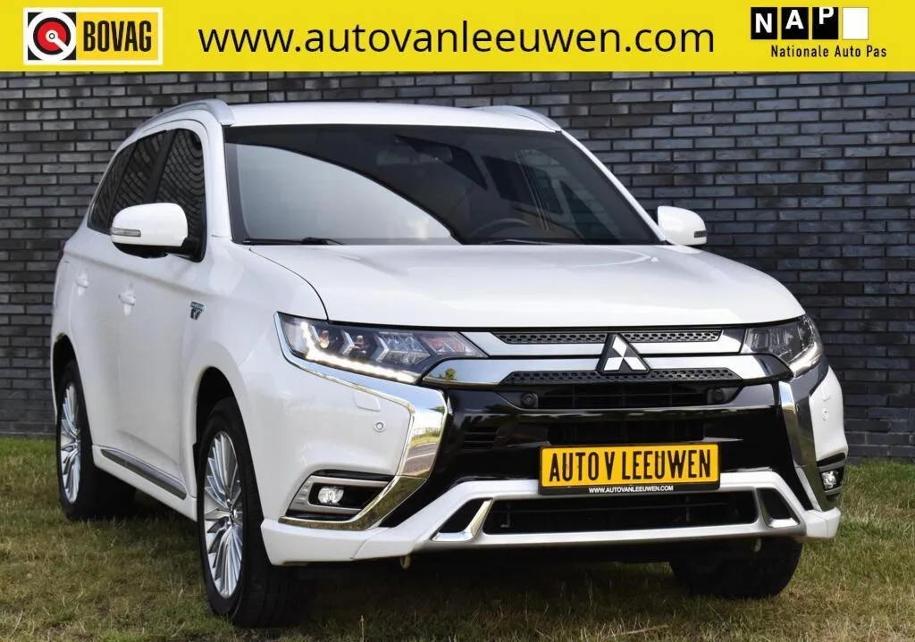 Mitsubishi Outlander (2020) — foto 1