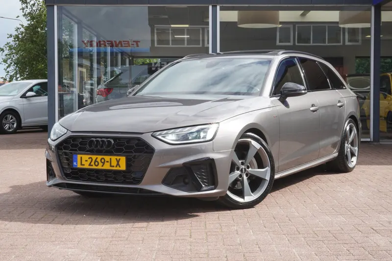 Audi A4 (2021)