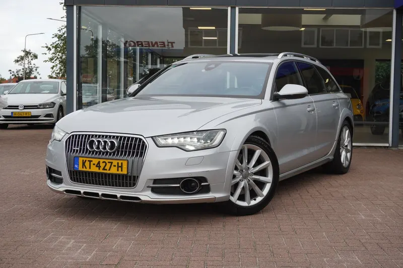 Audi A6 Allroad (2012)