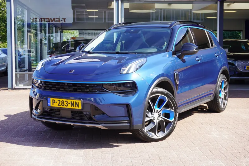 Lynk & Co 01 (2022)