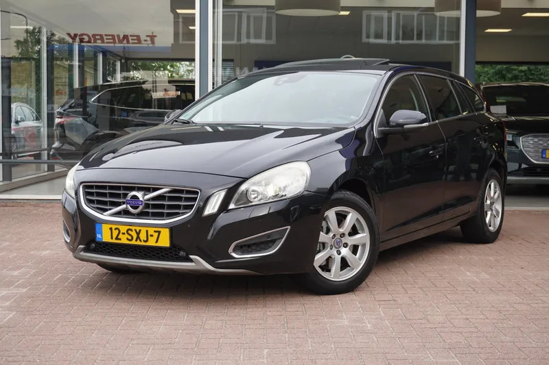 Volvo V60 (2010) — foto 1