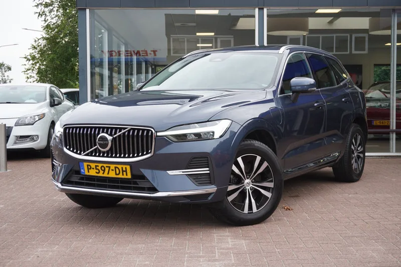 Volvo XC60 (2022) — foto 1