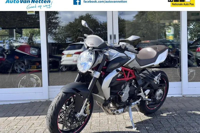 MV Agusta Brutale 800 (2014)
