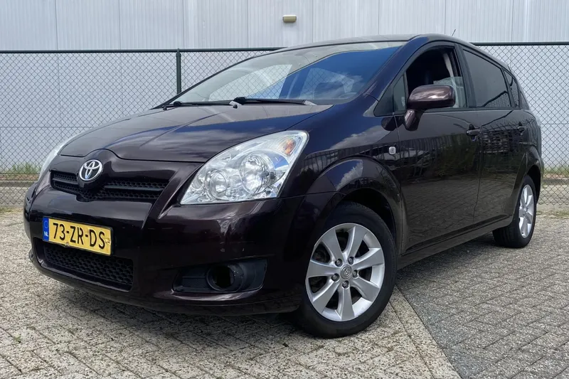 Toyota Corolla Verso (2008)