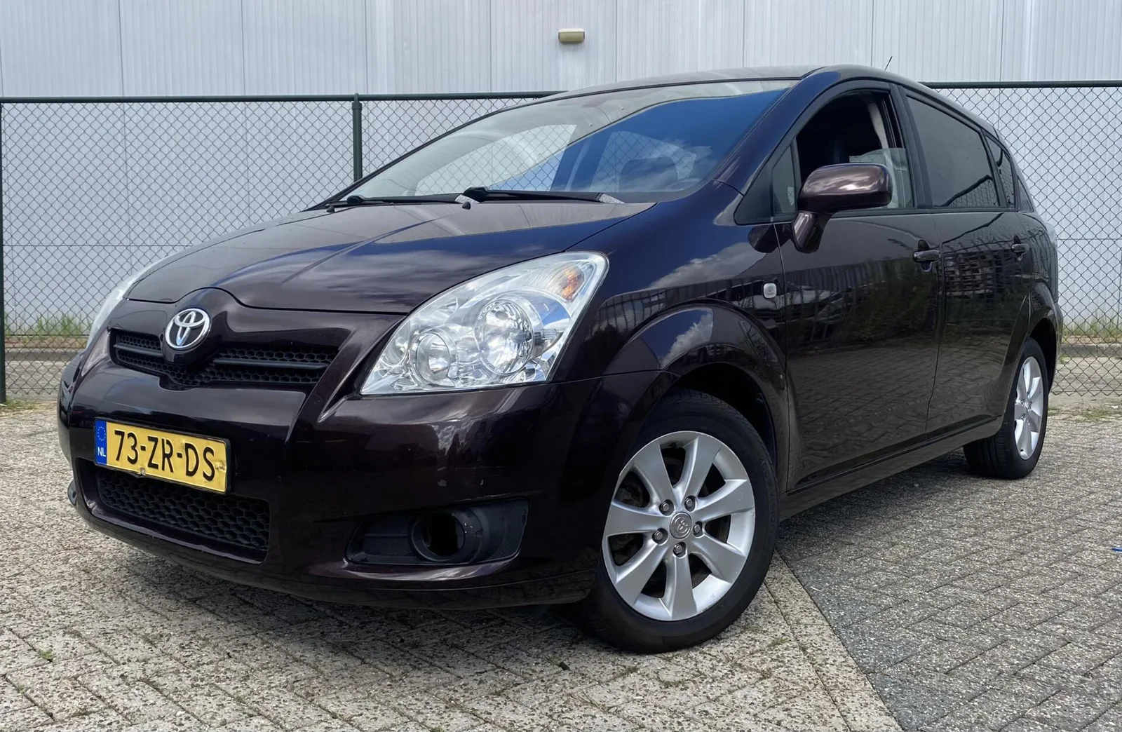 Toyota Corolla Verso (2008) — foto 1