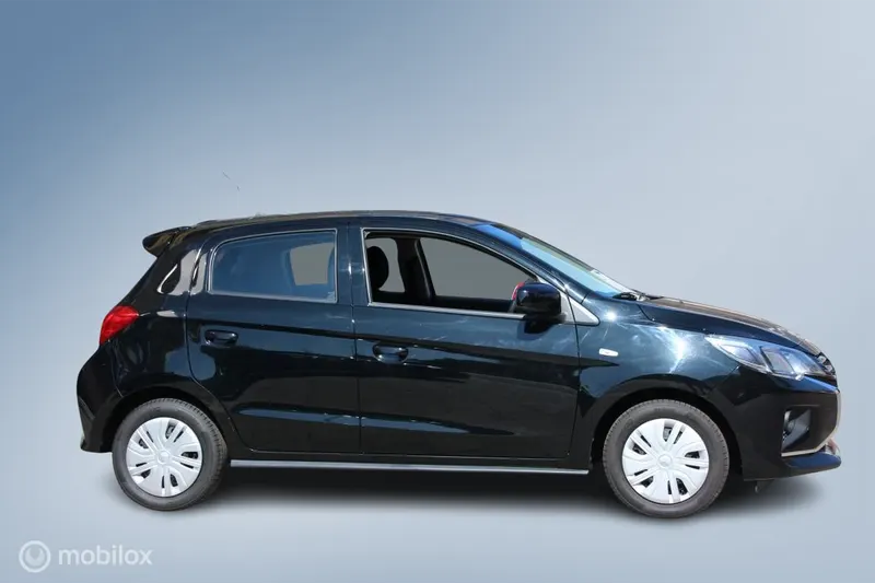 Mitsubishi Space Star (2021)