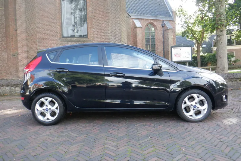 Ford Fiesta (2011)