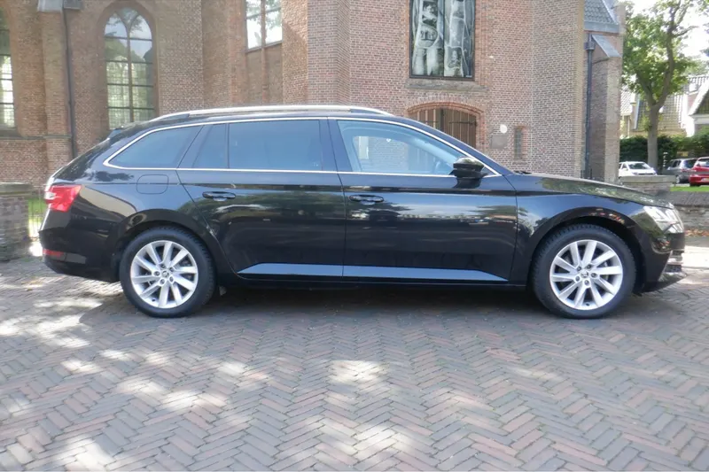 Škoda Superb (2021)