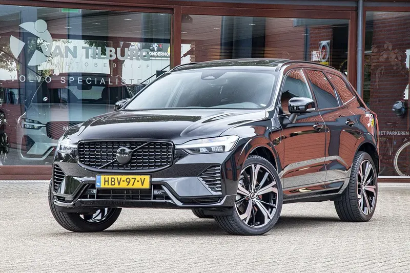 Volvo XC60 (2025)