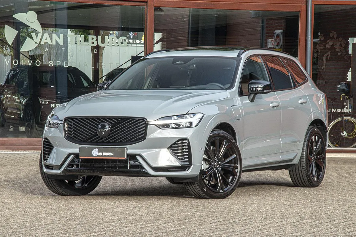 Volvo XC60 (2026) — foto 1