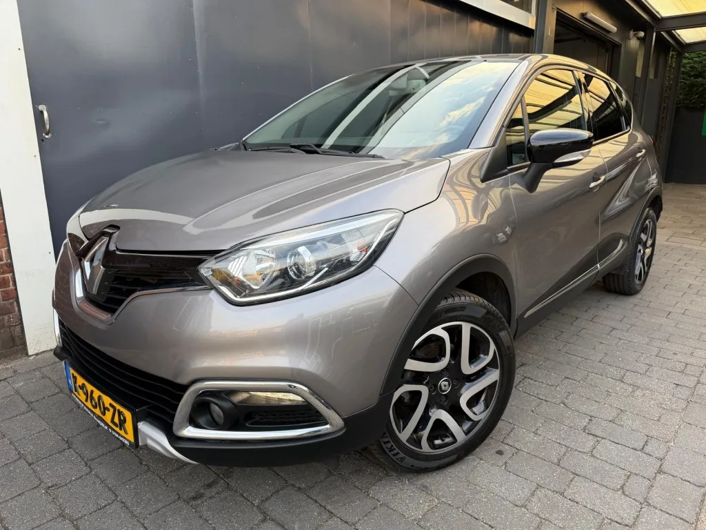Renault Captur (2016) — foto 1