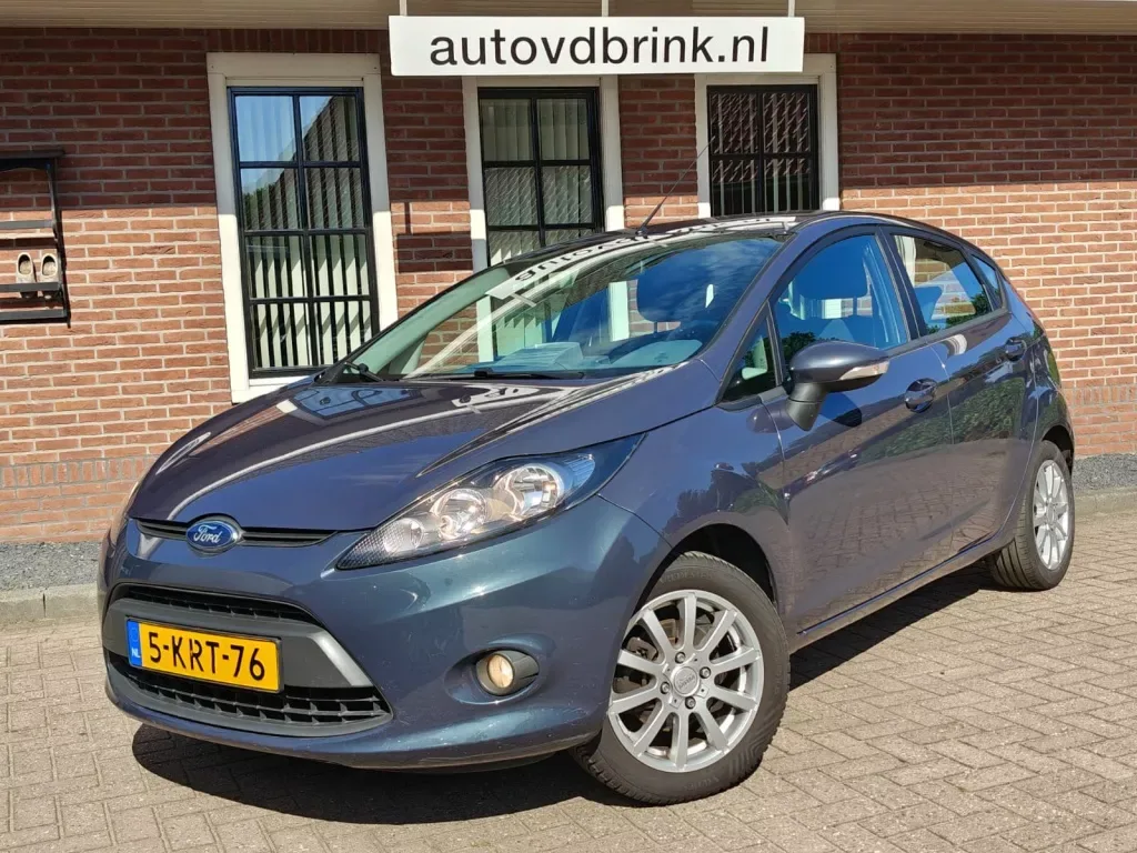 Ford Fiesta (2011) — foto 1