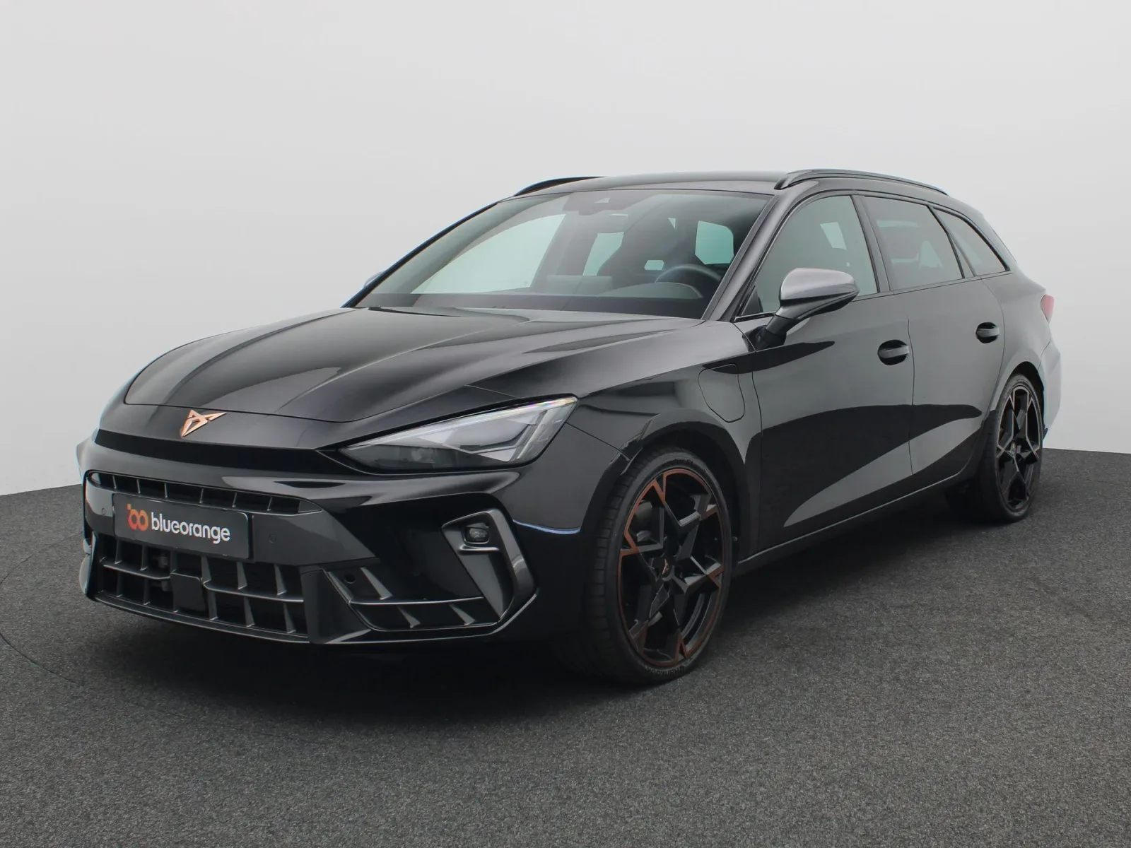 CUPRA Leon Sportstourer (2025) — foto 1