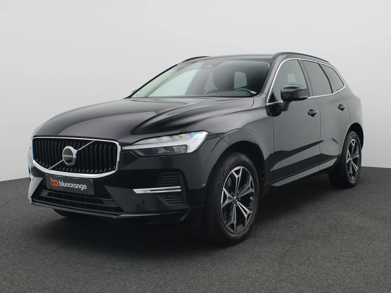 Volvo XC60 (2022) — foto 1