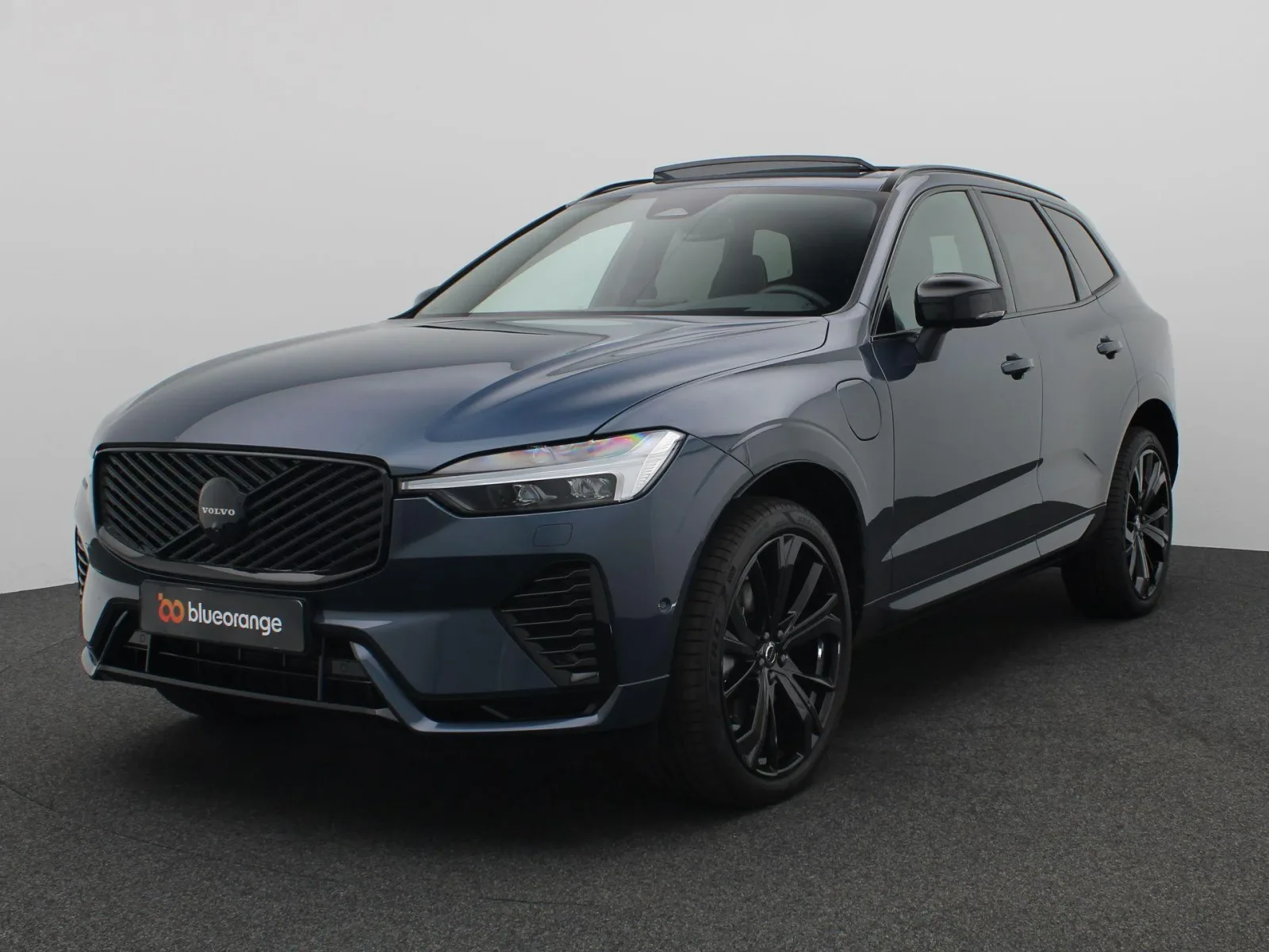 Volvo XC60 (2026) — foto 1