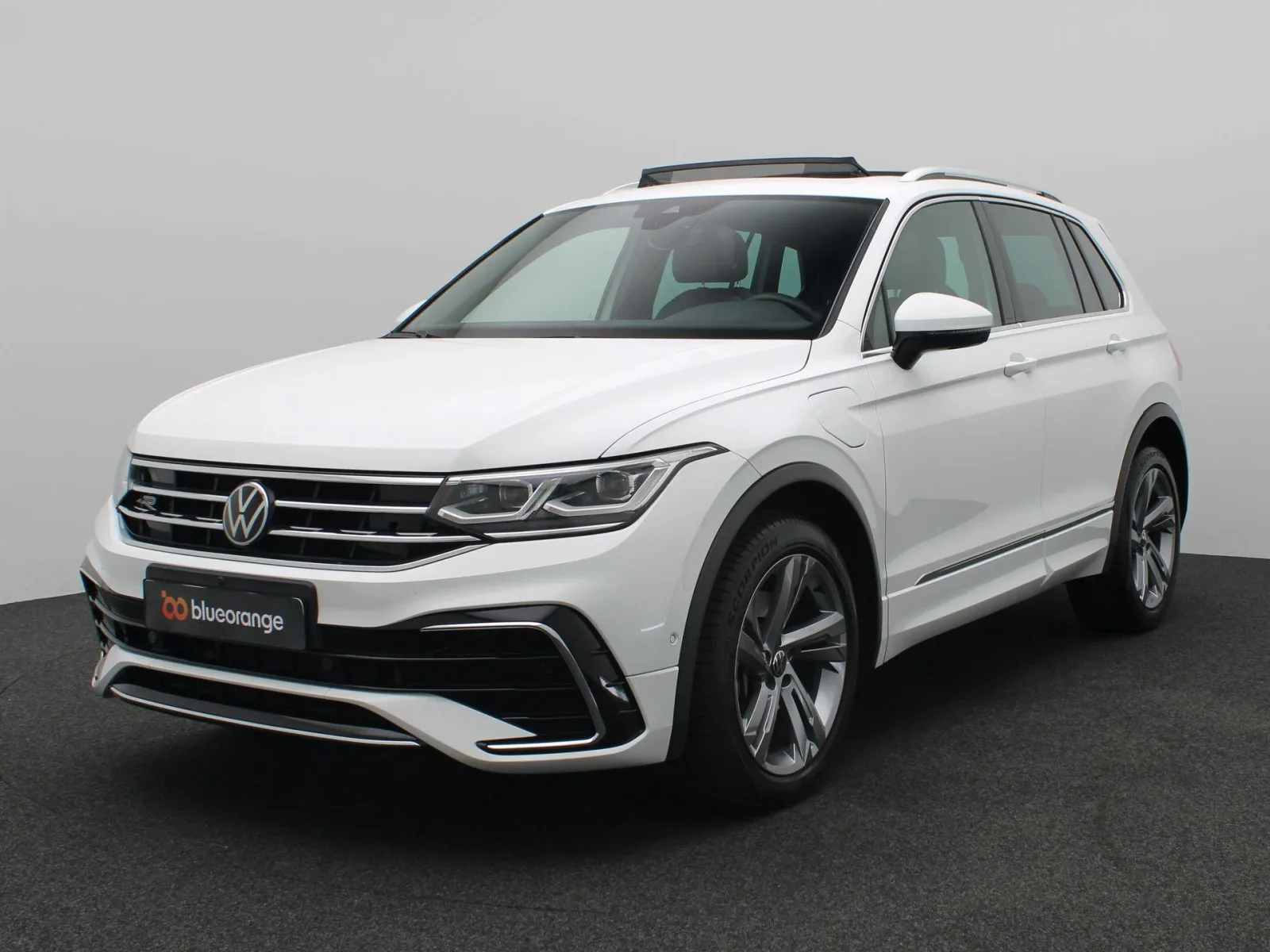Volkswagen Tiguan (2023) — foto 1