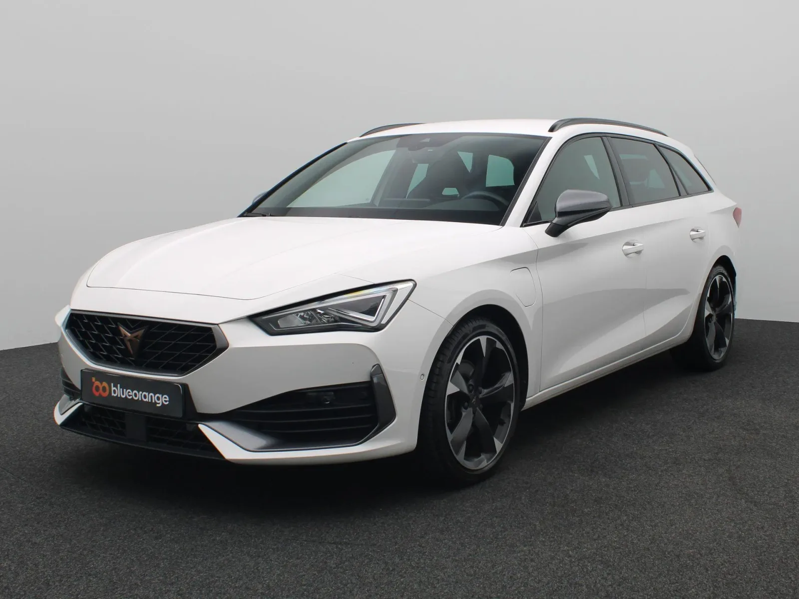 CUPRA Leon Sportstourer (2023) — foto 1