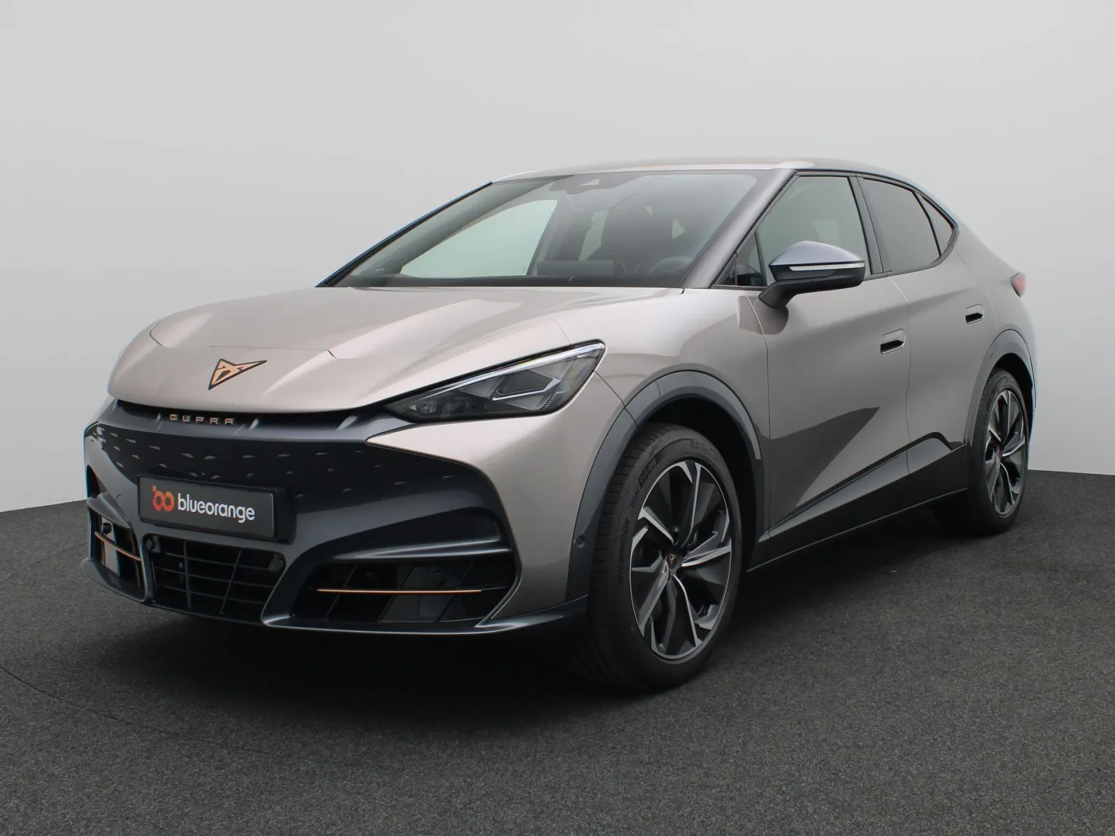 CUPRA Tavascan (2026) — foto 1