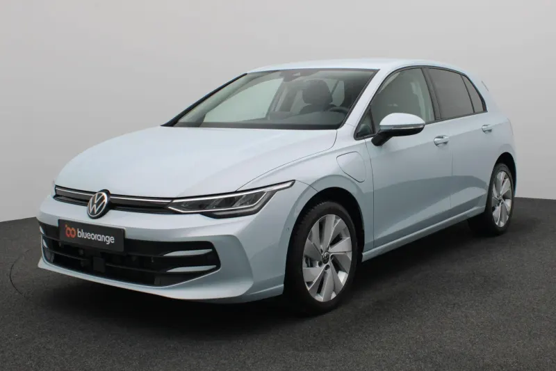 Volkswagen Golf (2025)