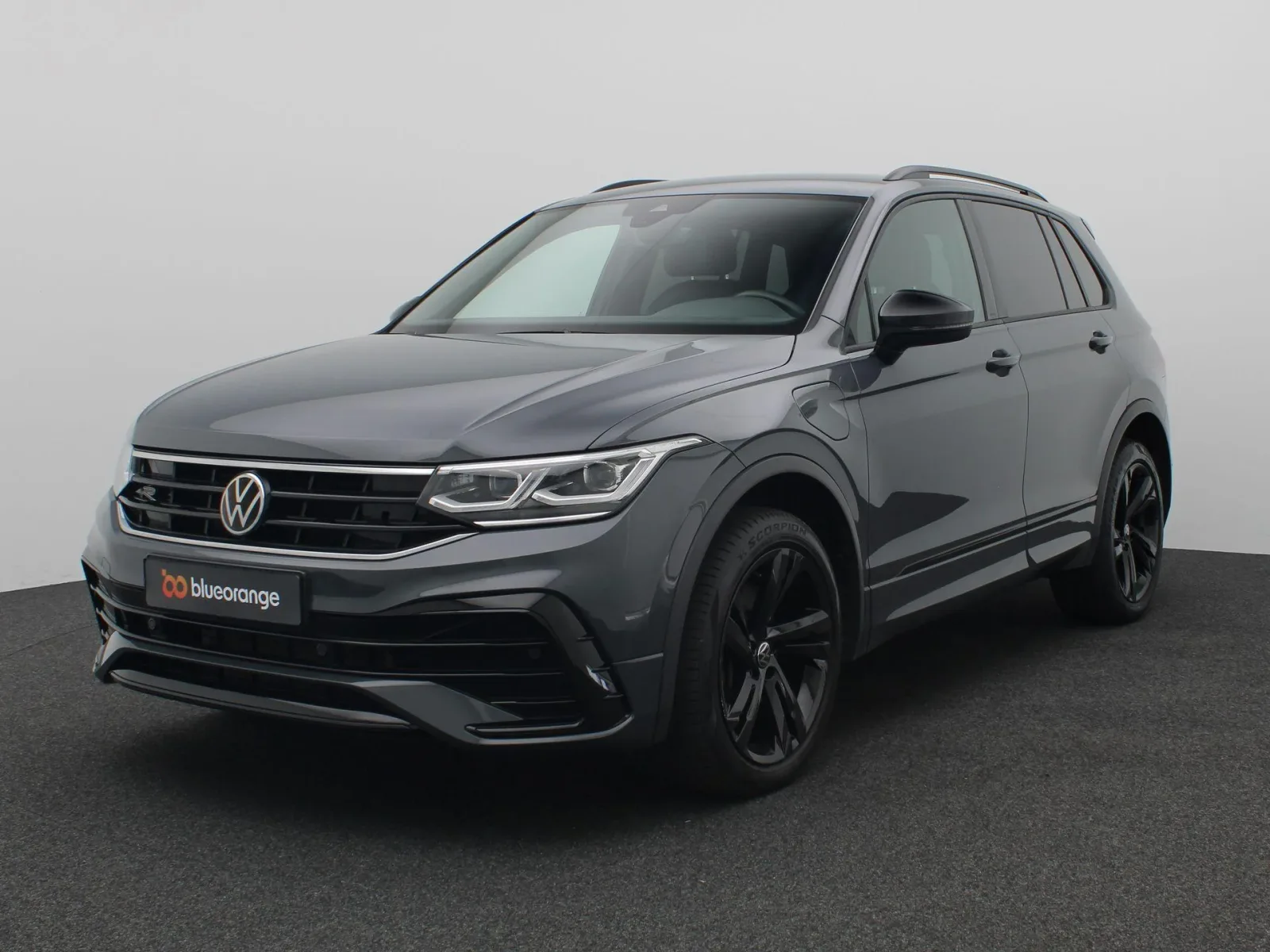 Volkswagen Tiguan (2022) — foto 1