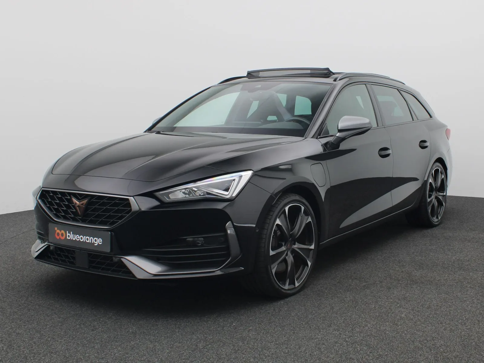 CUPRA Leon Sportstourer (2023) — foto 1