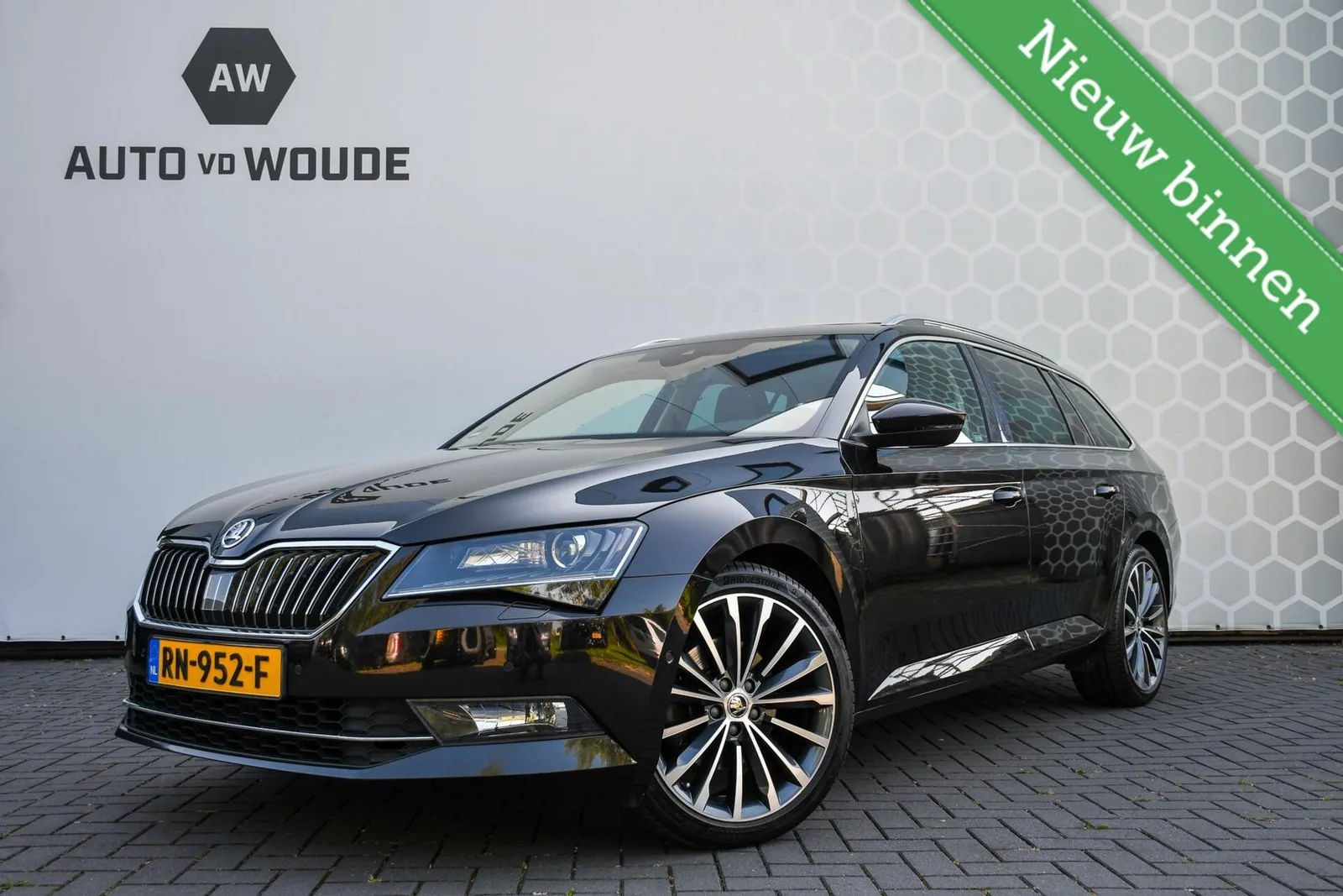 Škoda Superb (2018) — foto 1