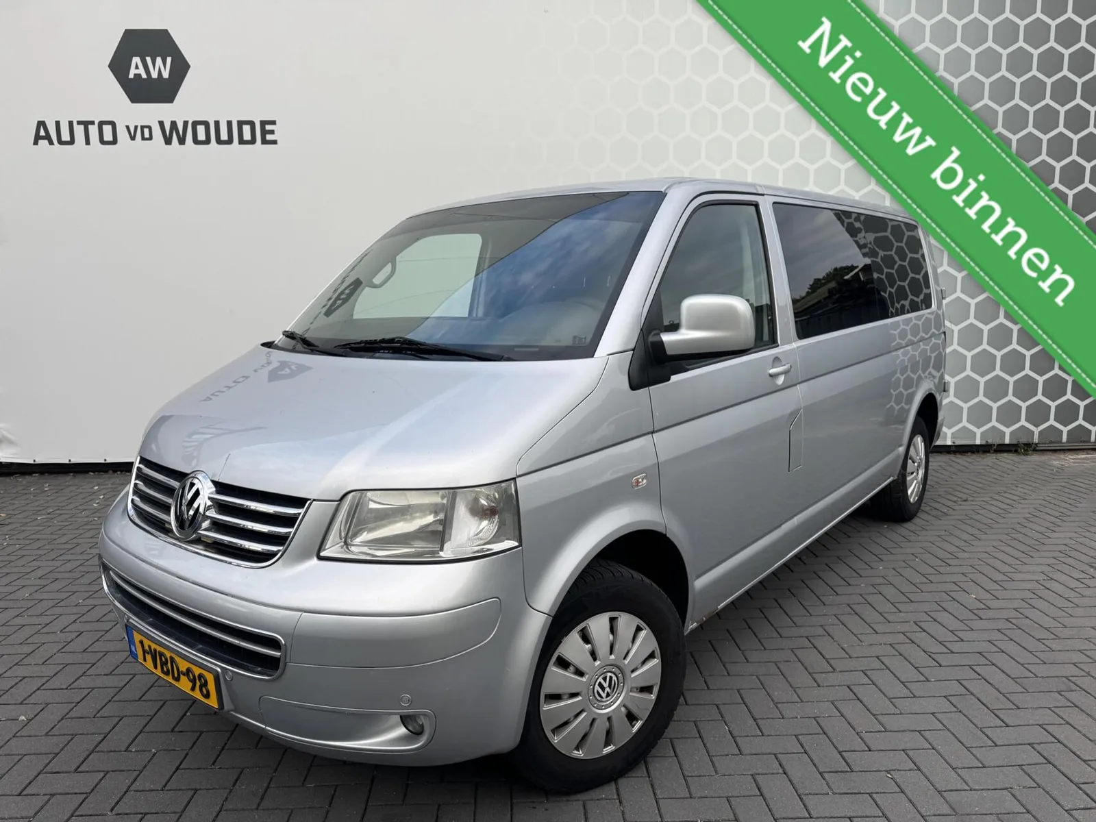 Volkswagen Transporter (2009) — foto 1