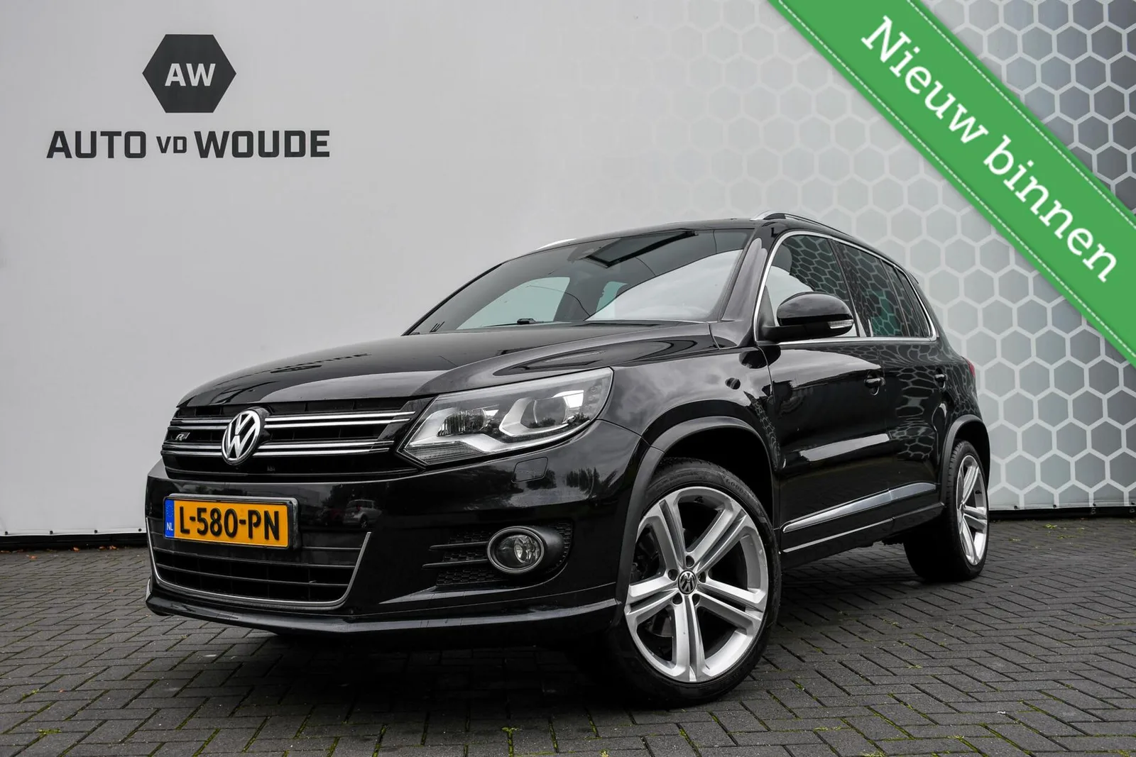 Volkswagen Tiguan (2012) — foto 1