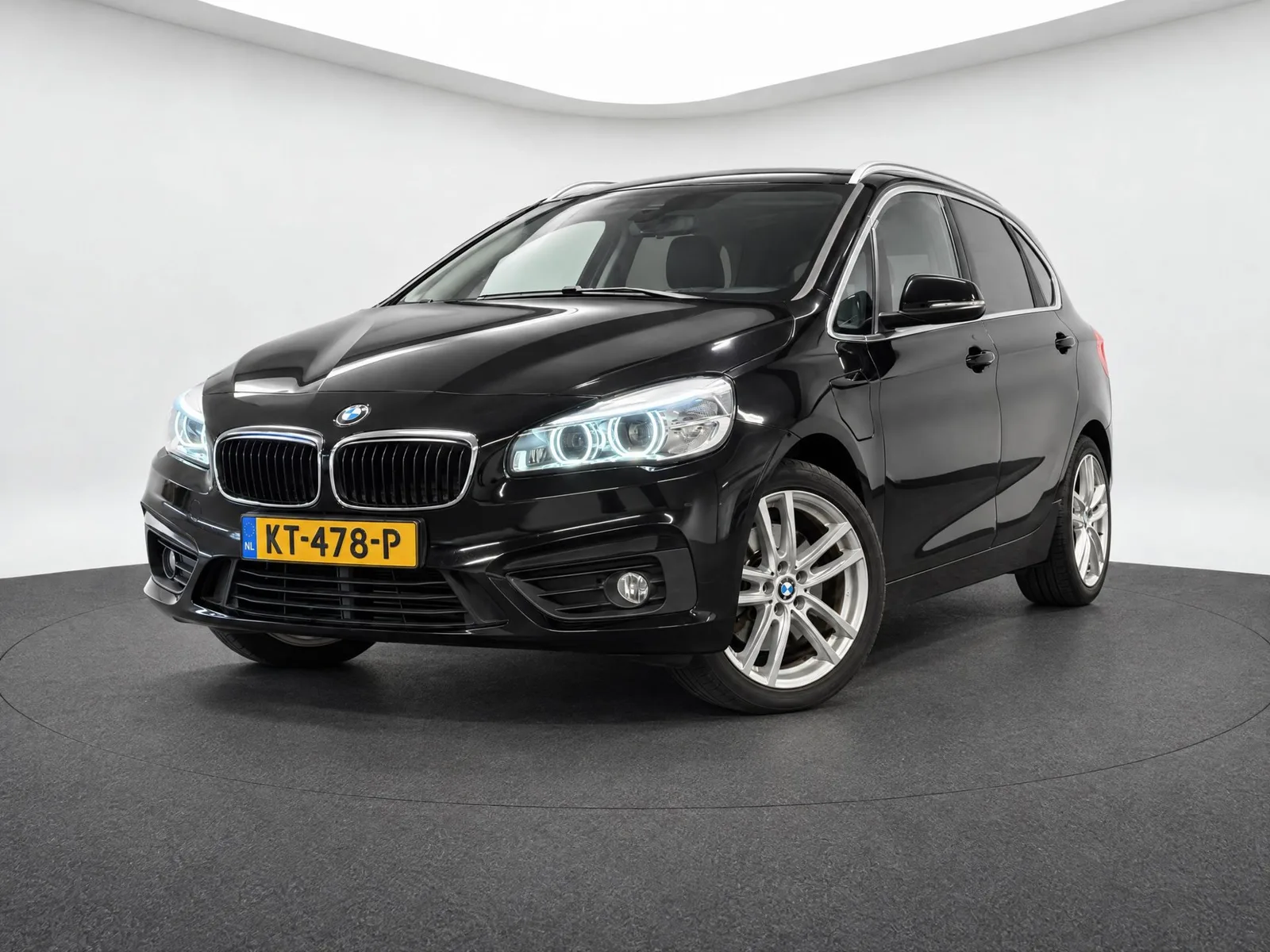 BMW 2-Serie Active Tourer (2016) — foto 1