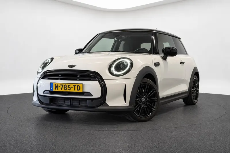 MINI Cooper (2022)