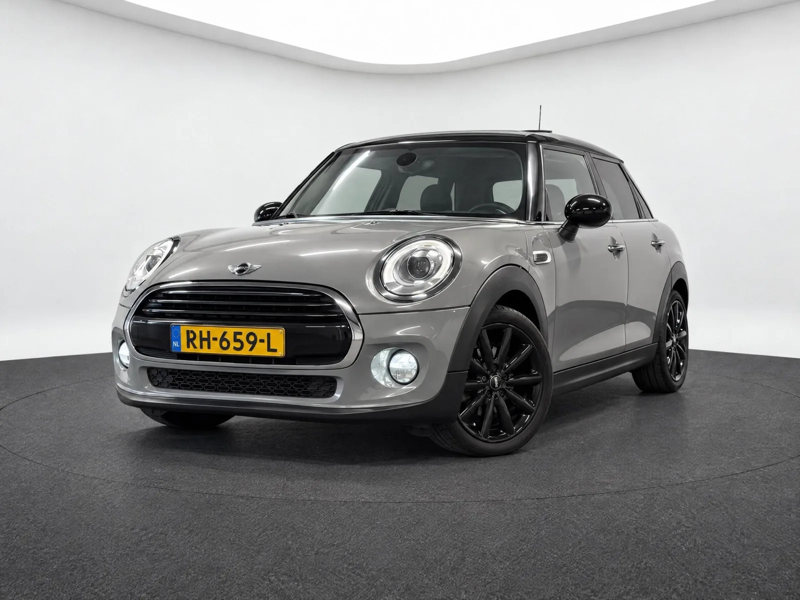 MINI Cooper (2017) — foto 1