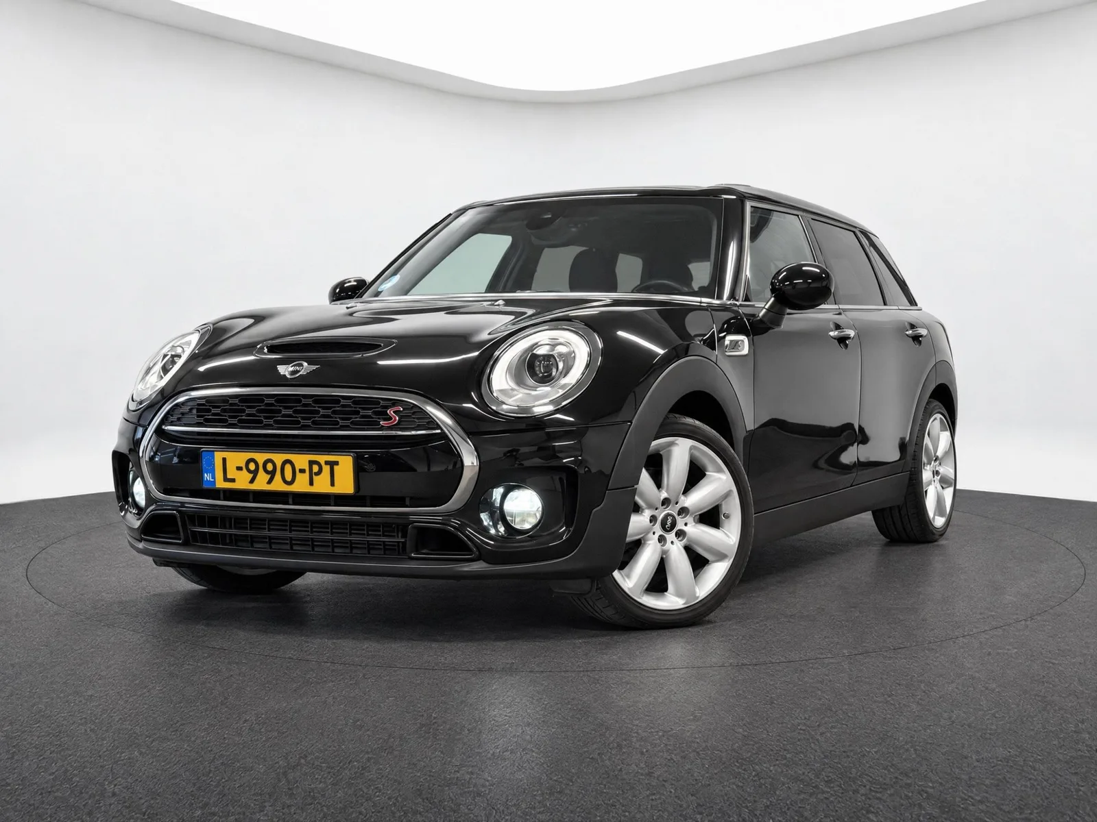 MINI Clubman (2017) — foto 1