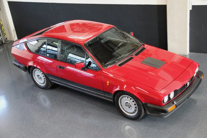 Alfa Romeo GTV (1984)