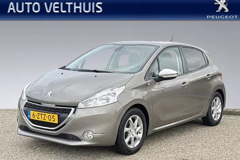 Peugeot 208 (2015)