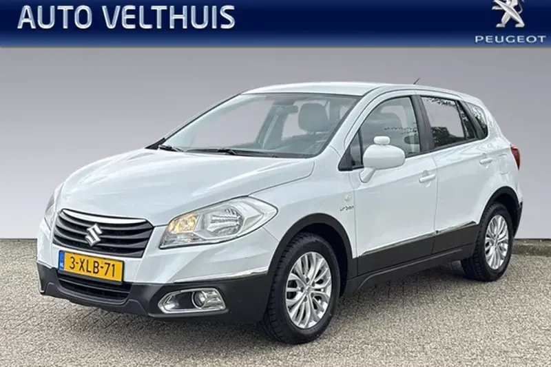 Suzuki SX4 S-Cross (2014)