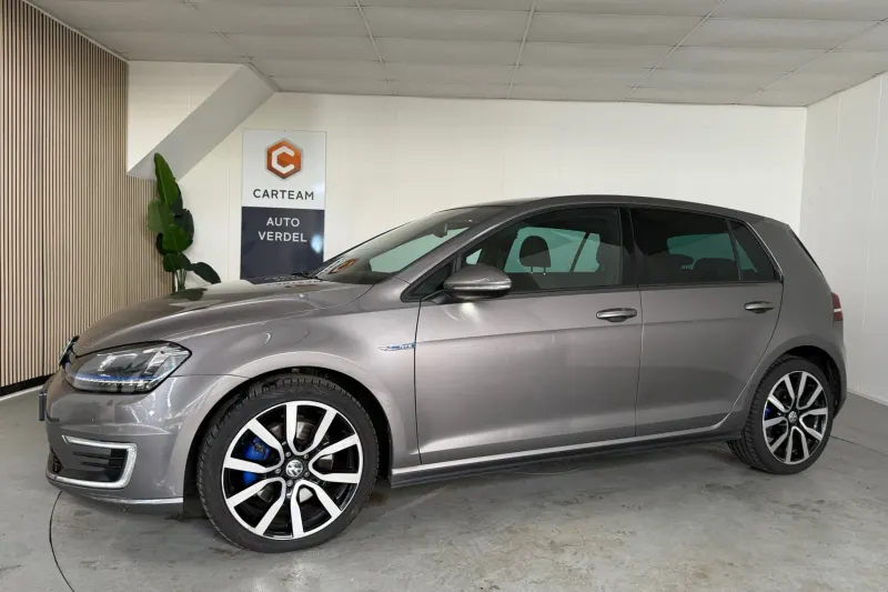 Volkswagen Golf (2015)