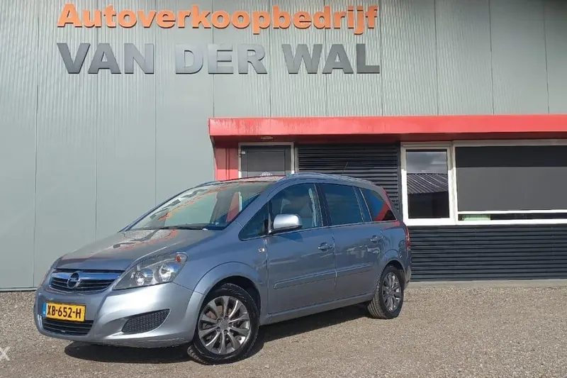 Opel Zafira (2011)