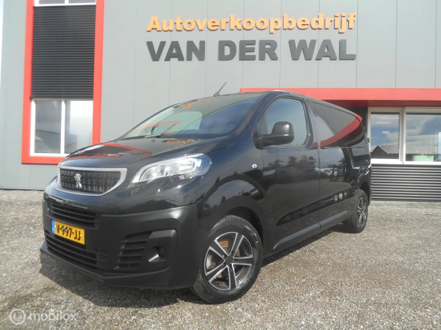 Peugeot Expert (2017) — foto 1