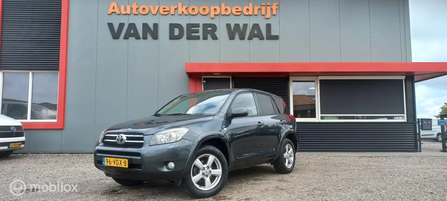 Toyota RAV4 (2007) — foto 1