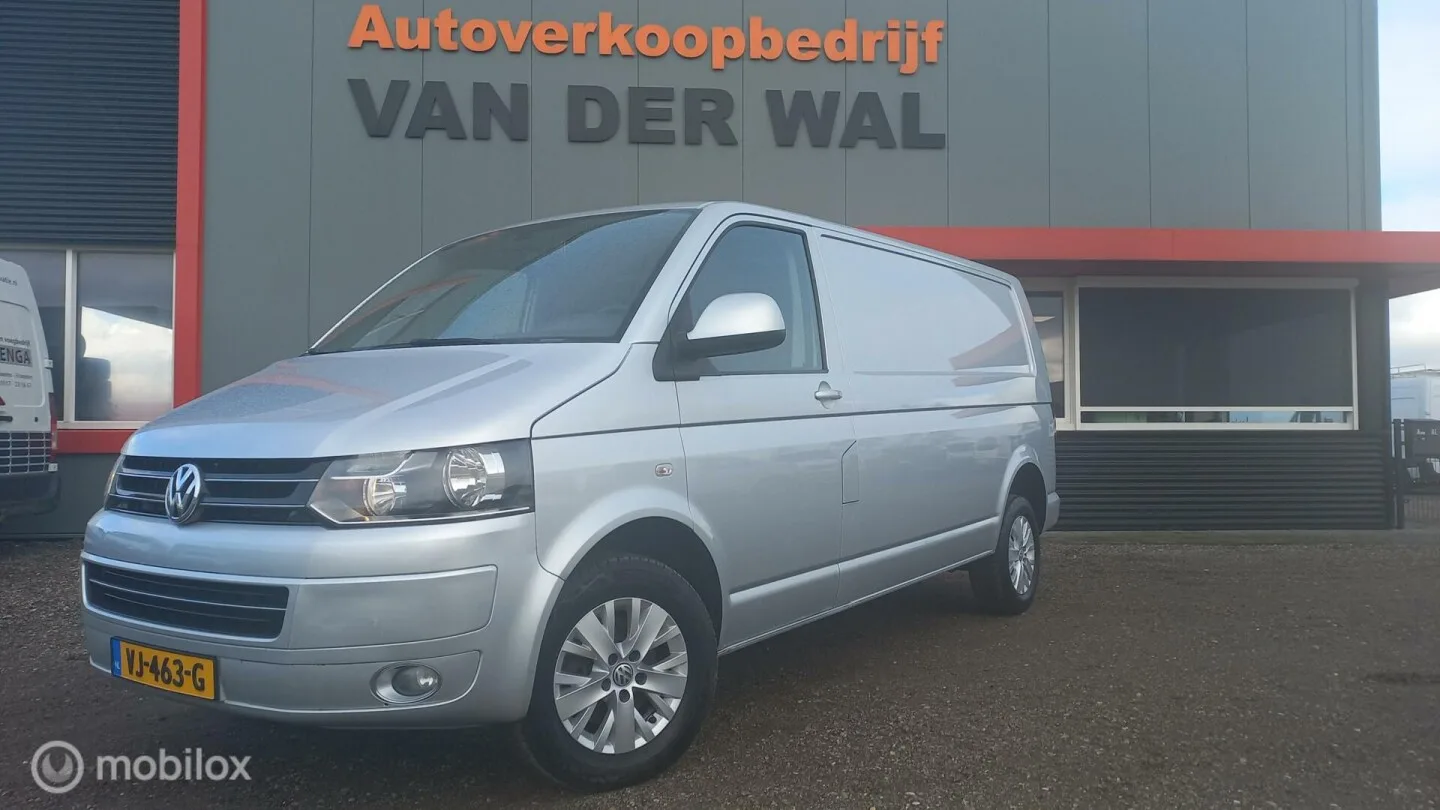 Volkswagen Transporter (2014) — foto 1