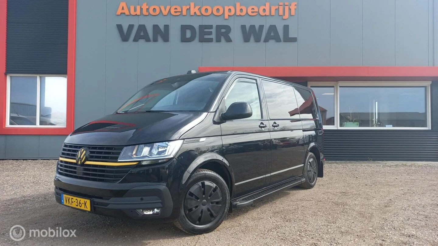Volkswagen Transporter (2021) — foto 1