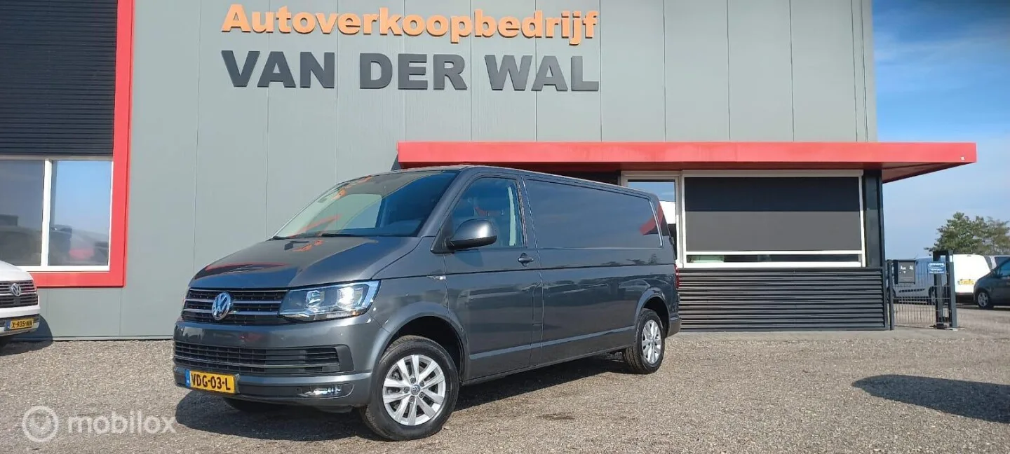 Volkswagen Transporter (2019) — foto 1