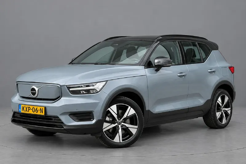 Volvo XC40 (2022)