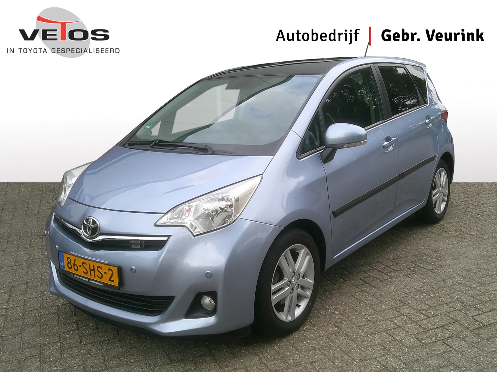 Toyota Verso S (2011) — foto 1