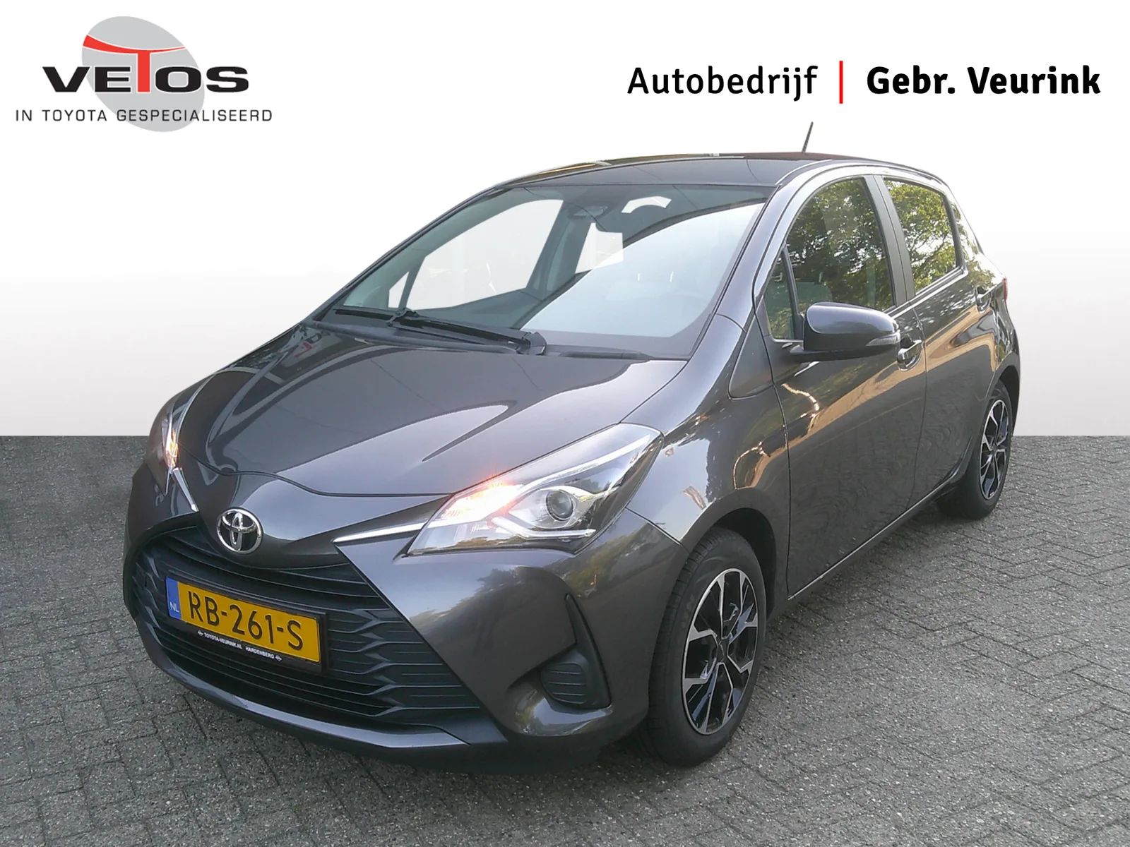 Toyota Yaris (2017) — foto 1