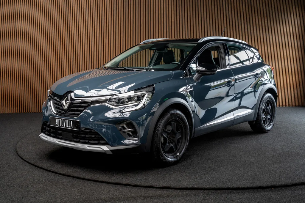 Renault Captur (2023) — foto 1
