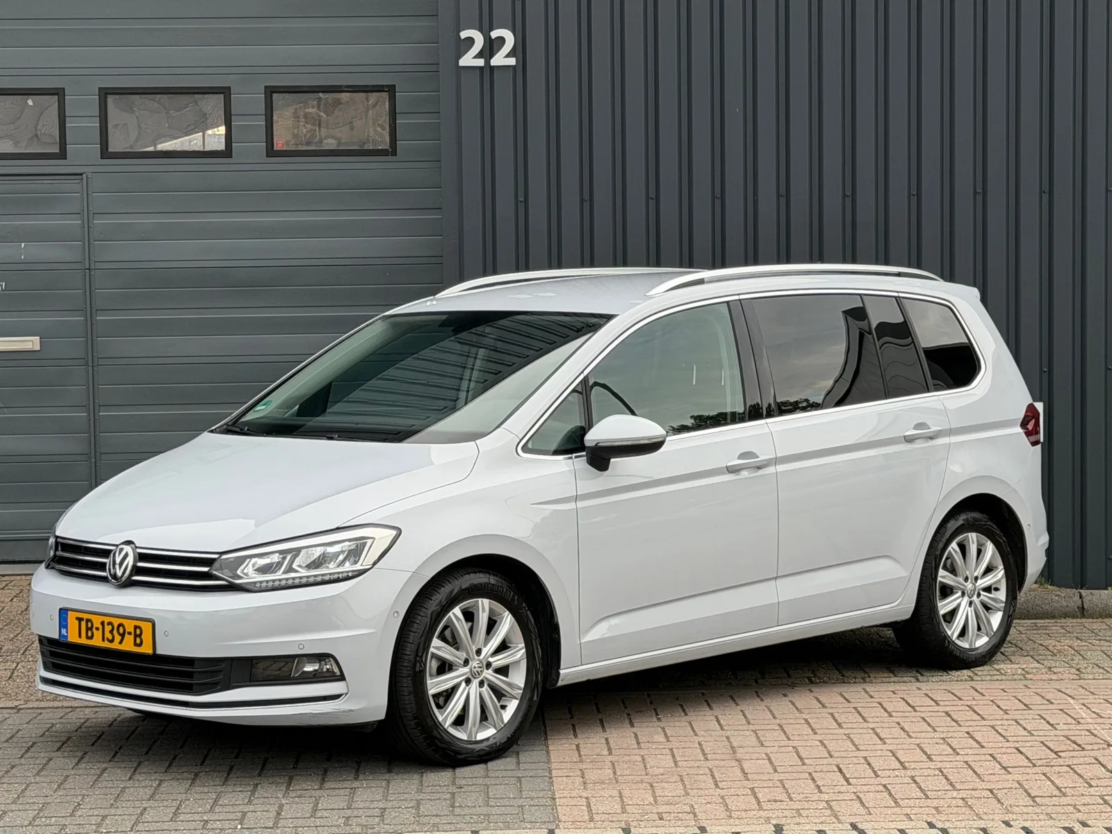 Volkswagen Touran (2018) — foto 1
